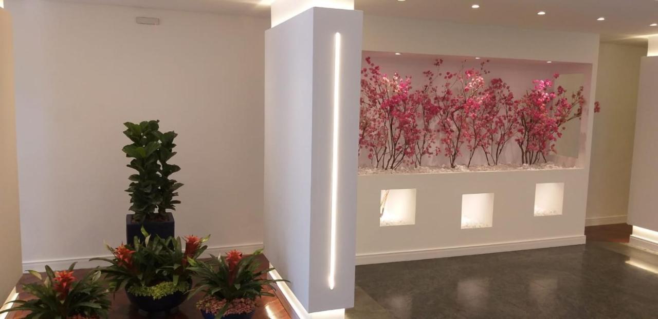 Apto Lindo De Alto Nivel Pitangueiras Apartamento